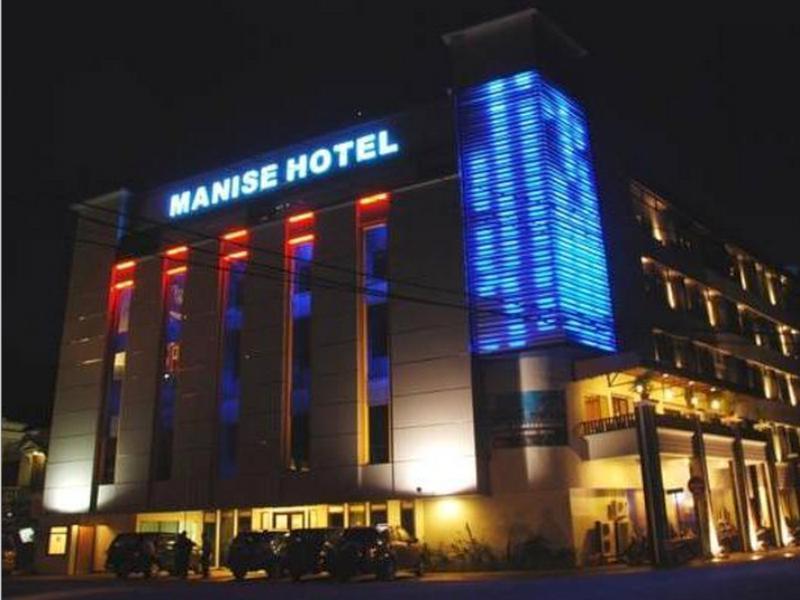 Manise Hotel アンボン エクステリア 写真